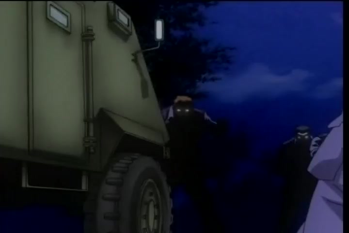 [Tsukyio Editing Resources] Hellsing (Episode 1) Raw Clips (117) (tsukyio.com).mp4